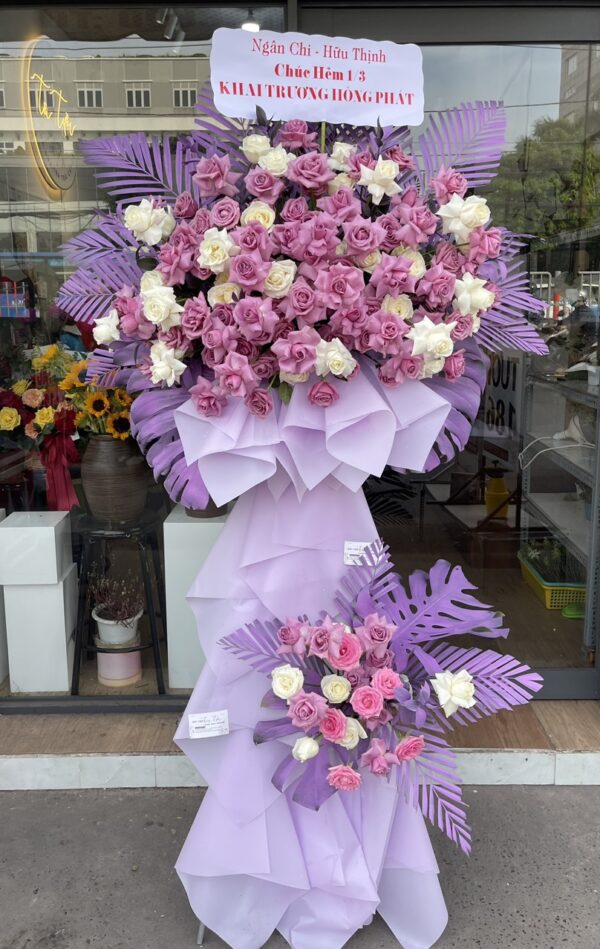 Kệ hoa tươi tại Thủ Đức