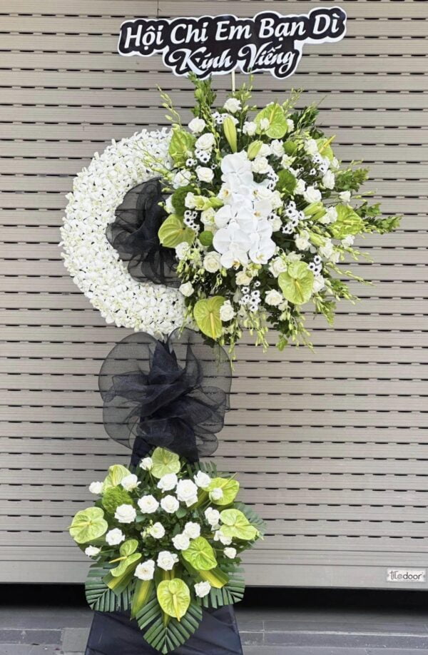 Kệ hoa chia buồn C7