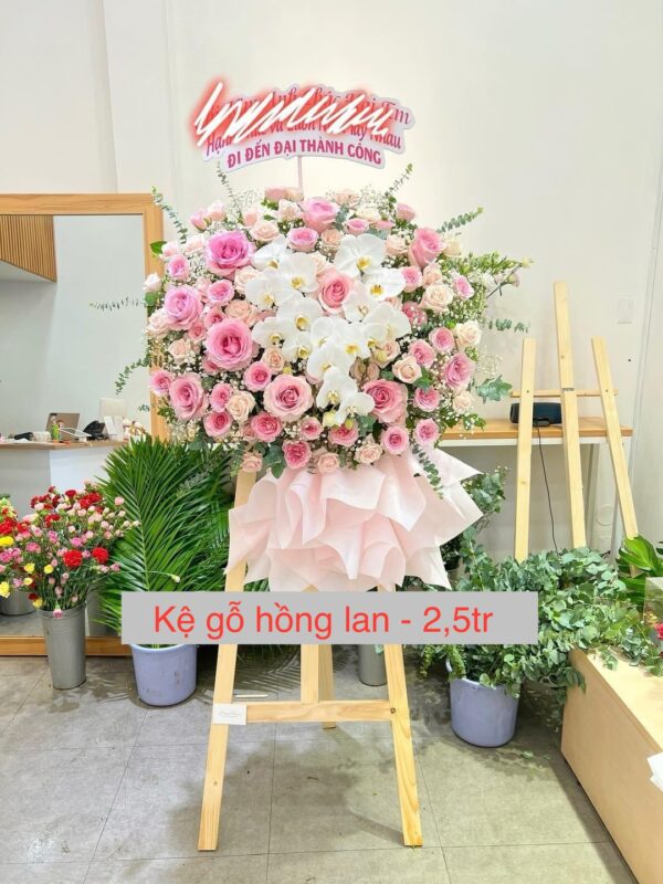 Kệ chúc mừng K31
