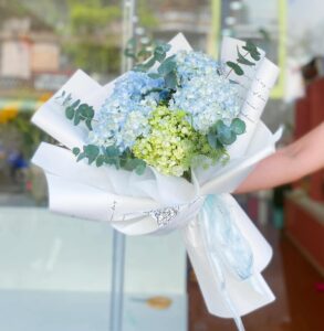 Cách Chọn Hoa Tươi và Bền Cho Mọi Dịp - Tiệm Hoa Tươi tại Thủ Đức