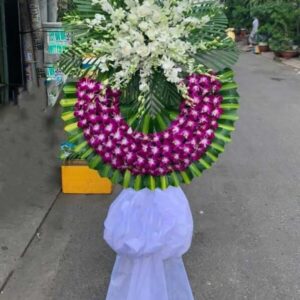 Kệ hoa chia buồn C17