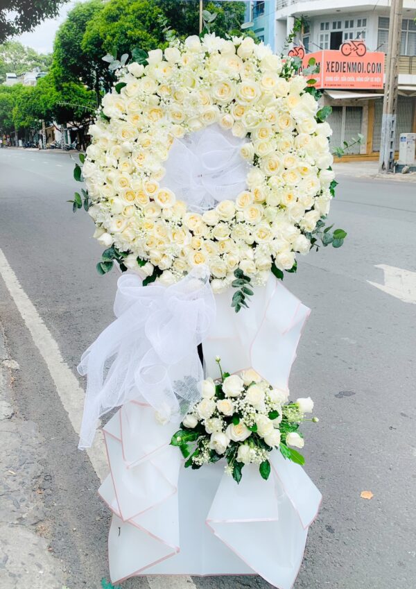 Kệ hoa chia buồn C44