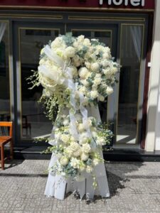 Kệ hoa chia buồn C51