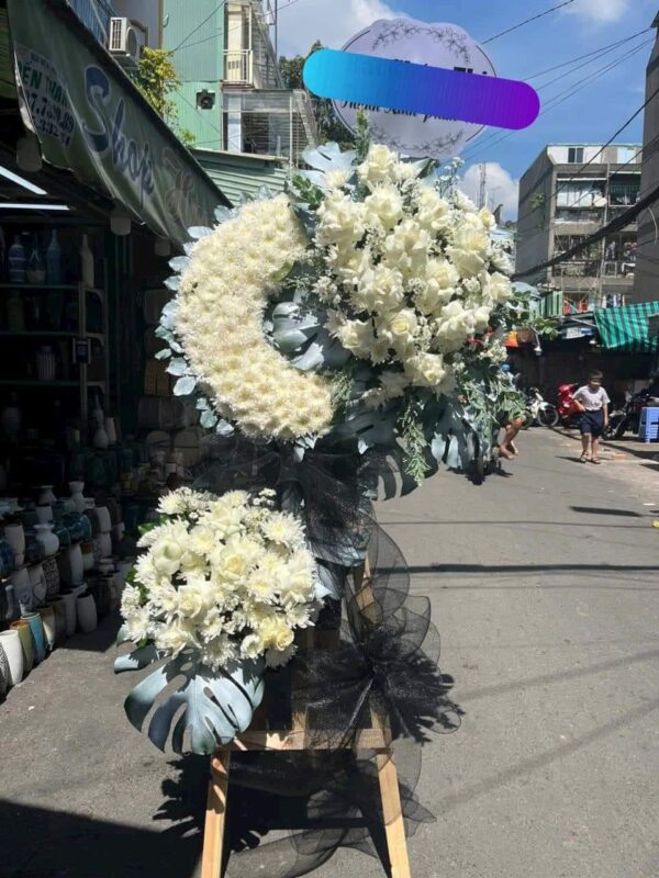 Kệ hoa chia buồn C53