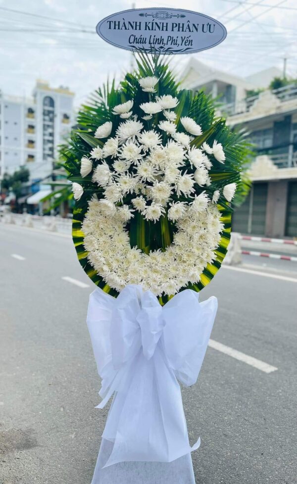 Kệ hoa chia buồn C66
