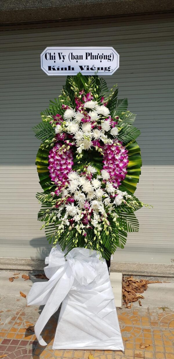 Kệ hoa chia buồn C69