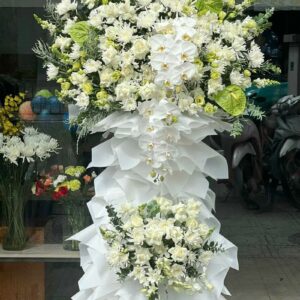 Kệ hoa chia buồn C77