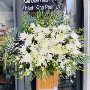 Kệ hoa chia buồn C45