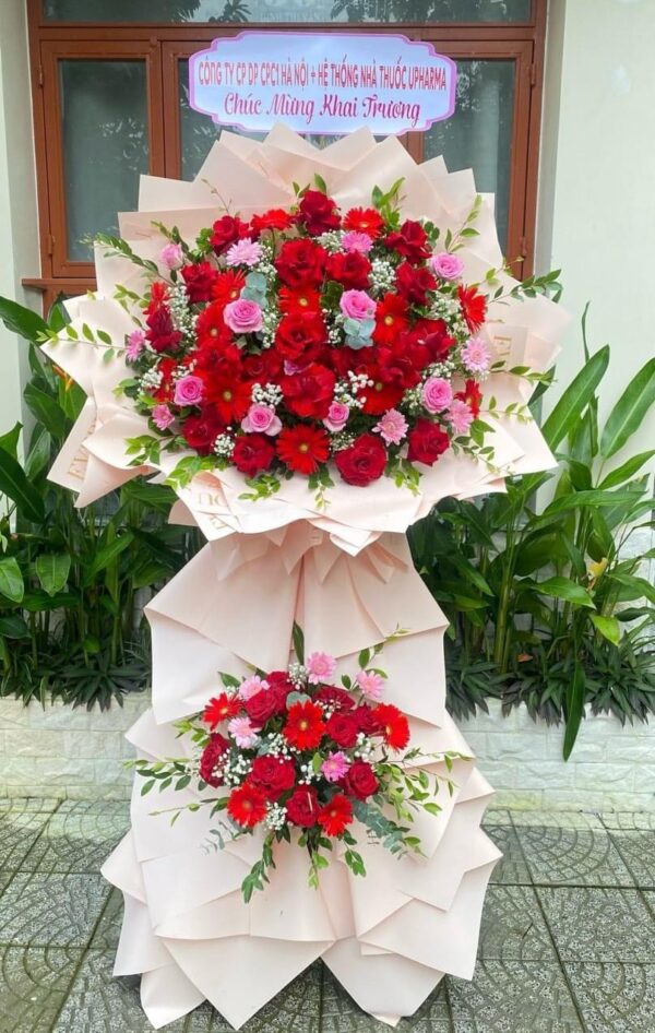 Kệ Hoa Chúc Mừng K72