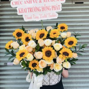 f4b6367bf5bc55e20cad56