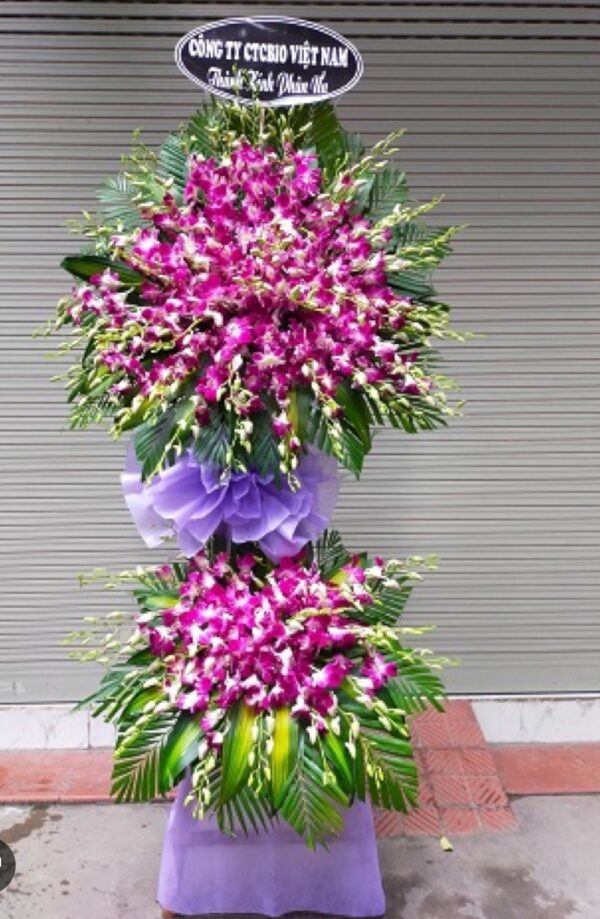 Kệ hoa chia buồn C84