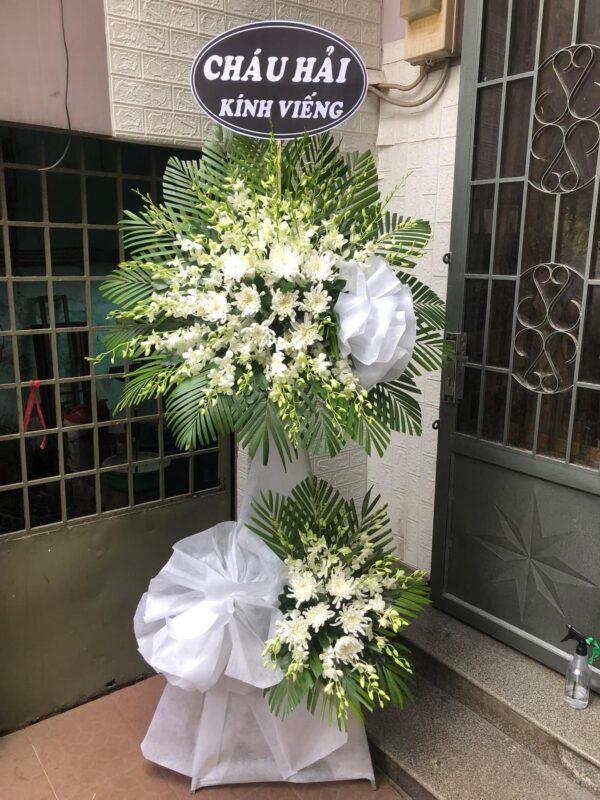 Kệ Hoa Chia Buồn C153
