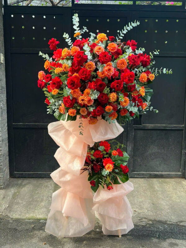 Kệ hoa chúc mừng K132
