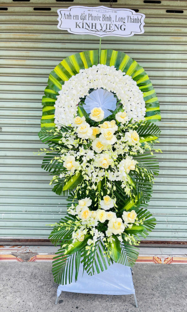 Kệ hoa chia buồn C170