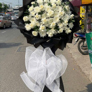 Kệ hoa chia buồn C168