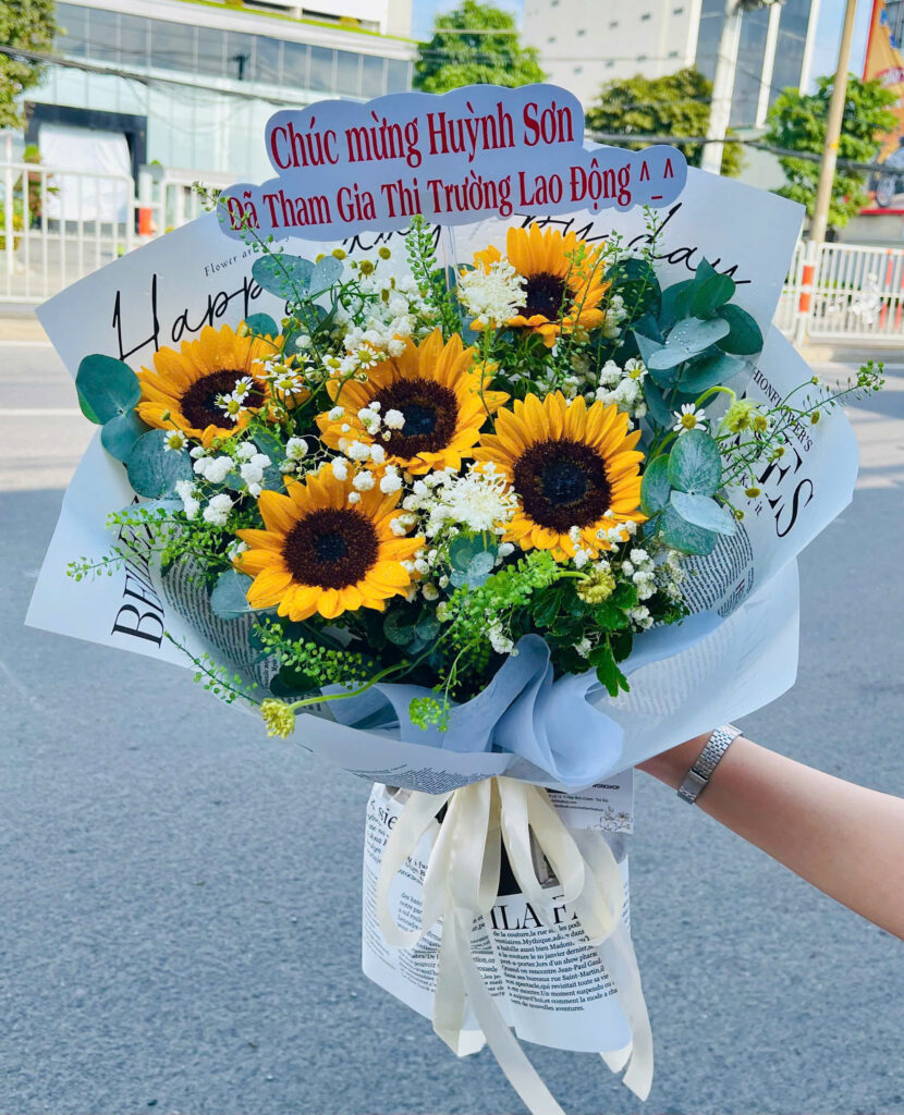 Bó hoa hướng dương chúc mừng tốt nghiệp 