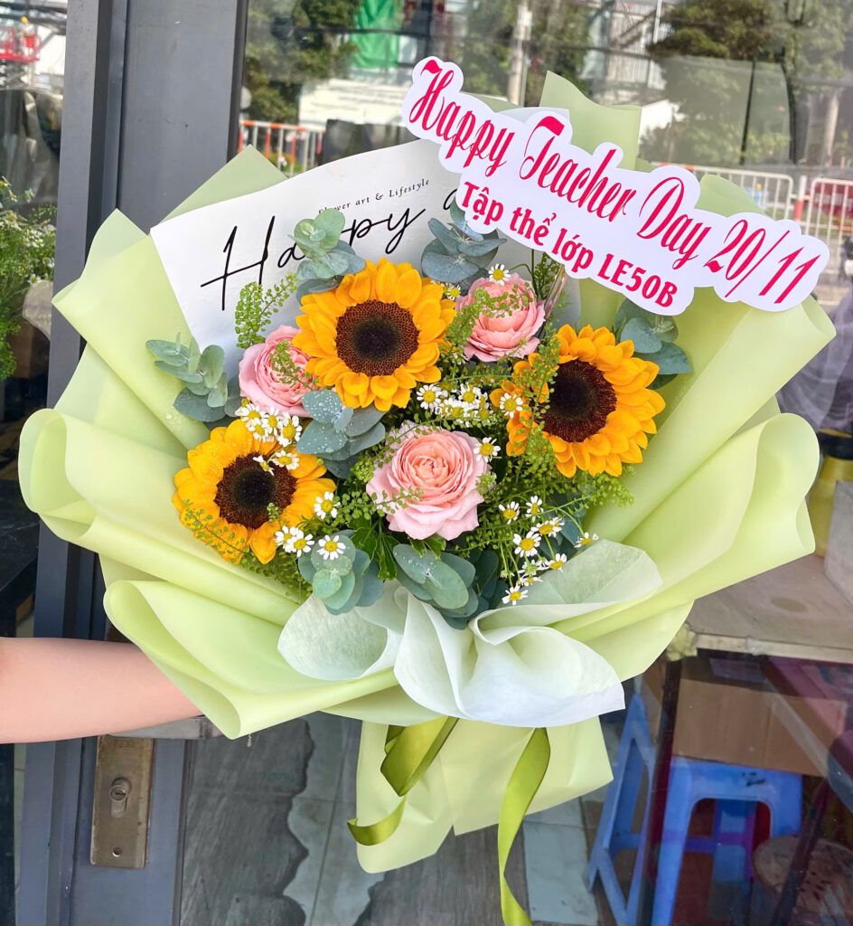Bó hoa đẹp ngày nahf giáo, hoa tươi chúc mừng tốt nghiệp