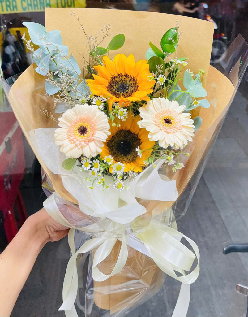 Mẫu bó hoa đẹp tặng bạn gái - Đặt hoa online giá rẻ